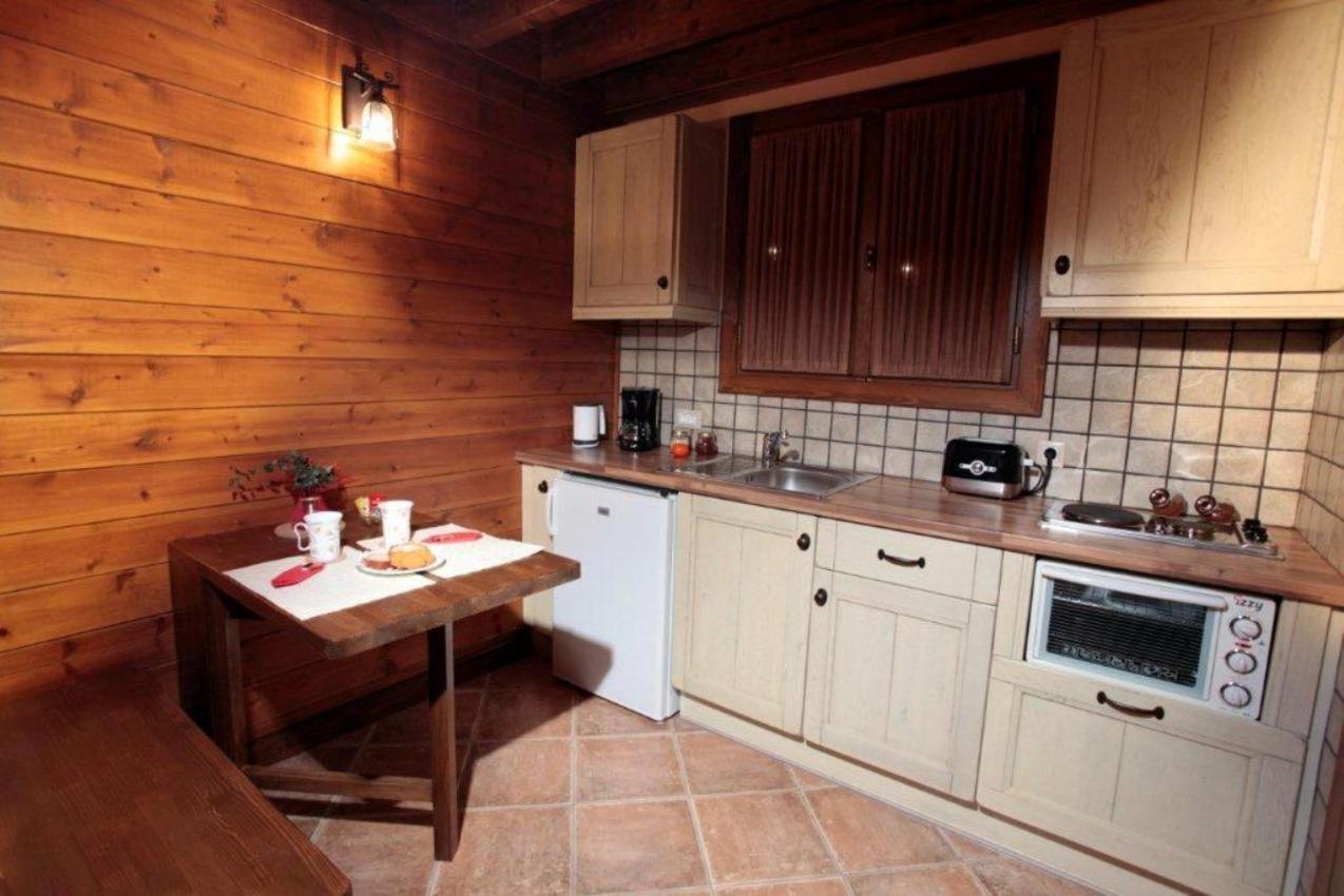 Efharis Filoxenon Apartment Feneos Luaran gambar