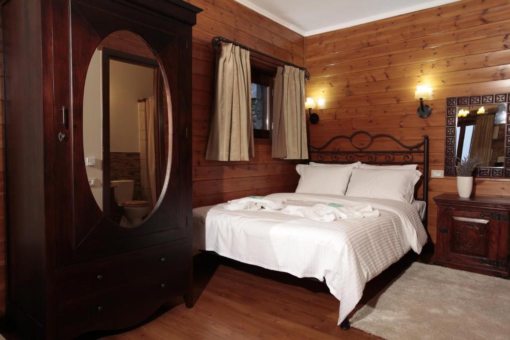 Efharis Filoxenon Apartment Feneos Bilik gambar